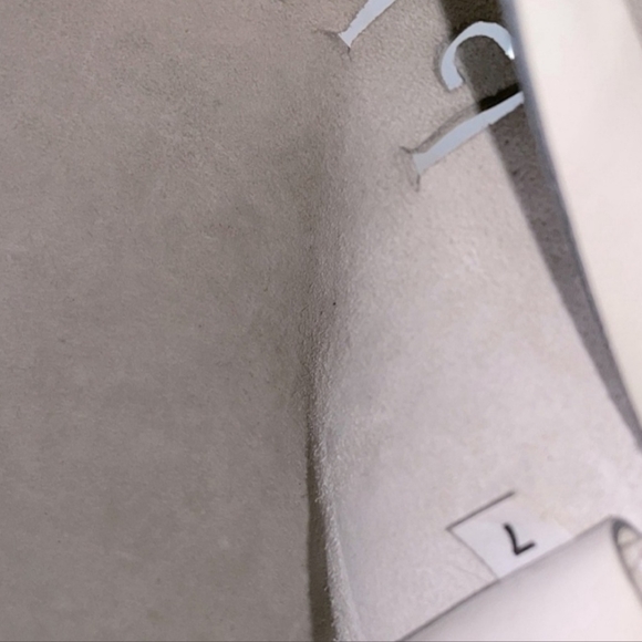 PRADA leather tote w/detachable pouch in Off white-cream color Pre-loved EUC - Picture 8 of 8